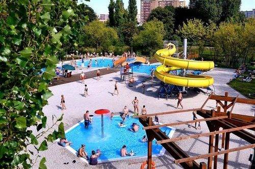 basen odkryty Warszawa Park Szczęśliwice