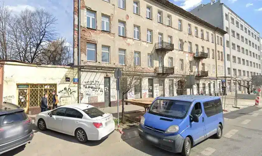 Tragedia na Pradze-Południe. W kamienicy znaleziono zwłoki młodego mężczyzny tragedia w warszawie na Pradze
