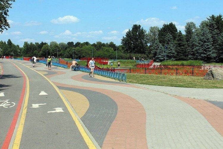 Park Edwarda Szymańskiego - ścieżki rowerowe_