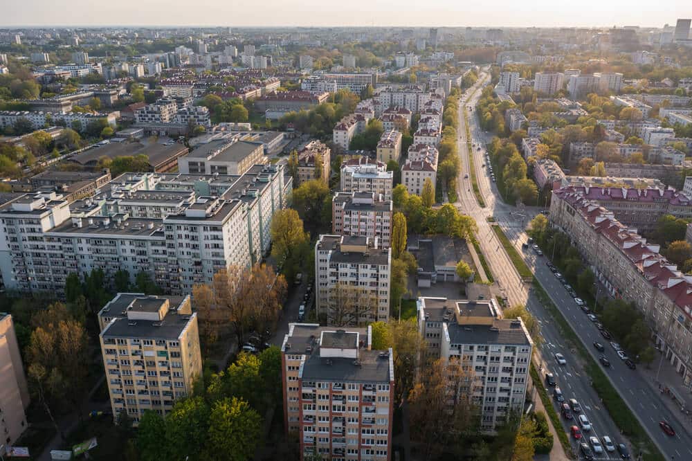 Bloki wzdłuż ul. Czerniakowskiej na osiedlu Czerniaków