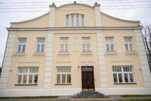 Modlińska 257 autor Rafał Motyl