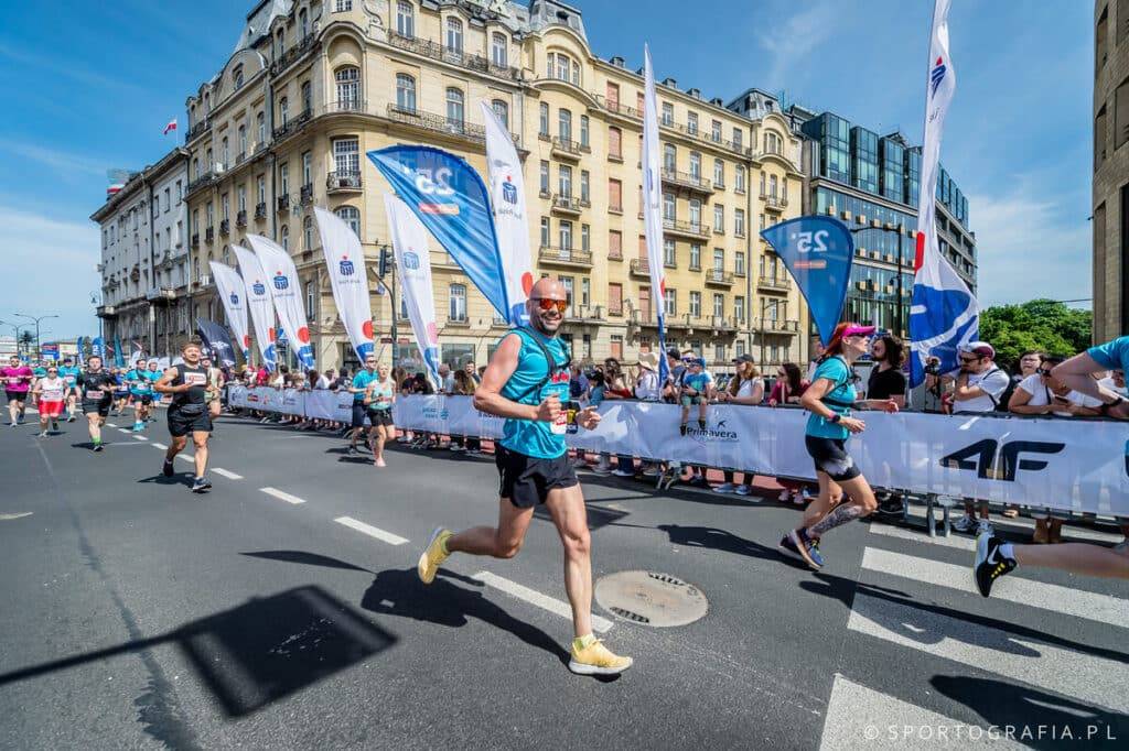 33. Bieg Konstytucji 3 Maja: Czas na sportowe święto w sercu stolicy! 33. Bieg Konstytucji 3 Maja