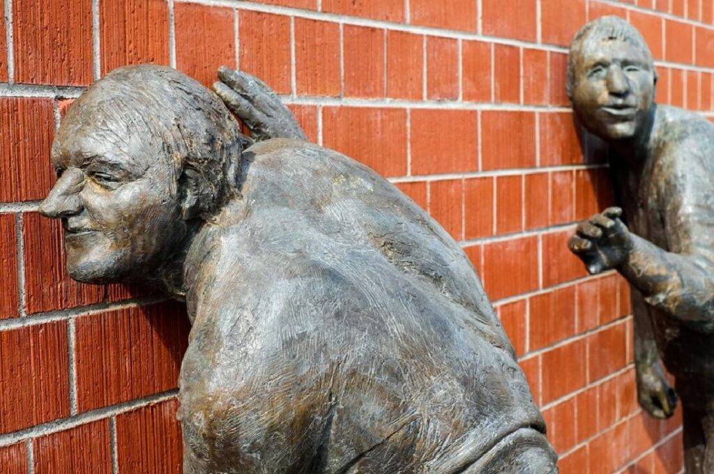 Podsłuchy w miejscu pracy – granice kontroli i prawa pracownika Podsłuchy w miejscu pracy