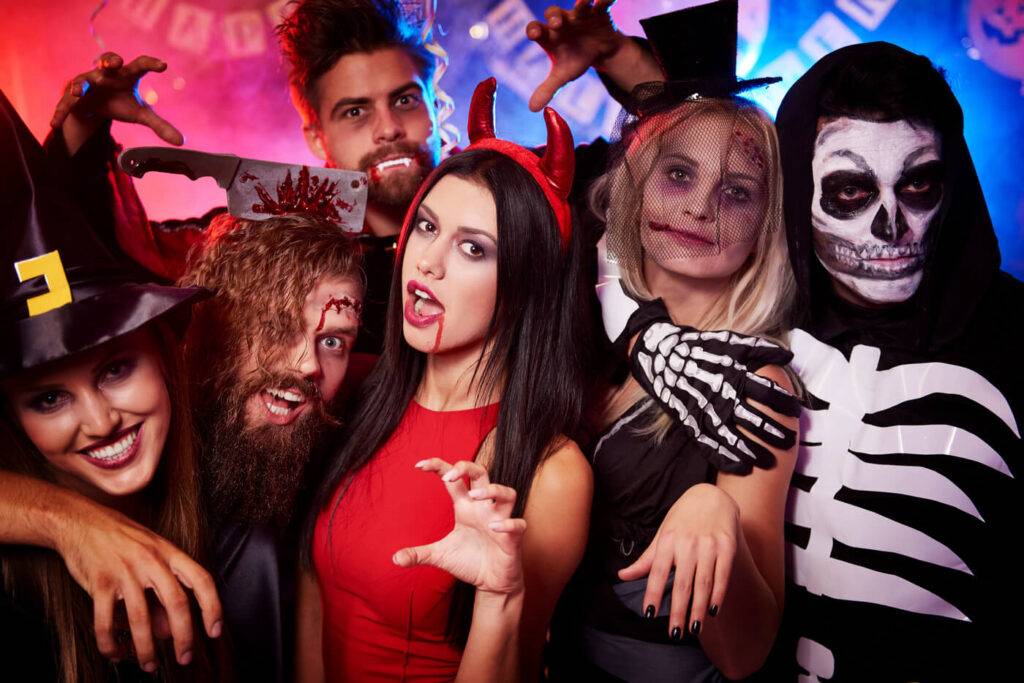 Halloween w Warszawie 2025 – imprezy, kino, atrakcje dla dzieci i dorosłych Halloween w Warszawie 2025 – imprezy, kino i atrakcje dla dzieci i dorosłych