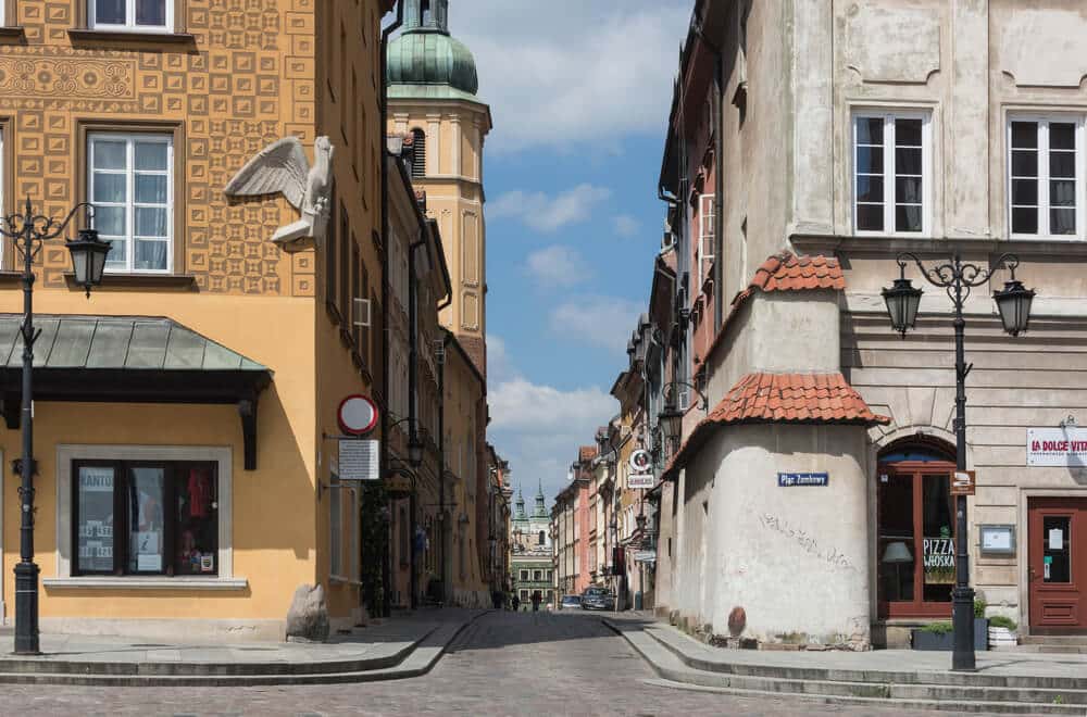Ulica Piwna w Warszawie – najwęższa na Starym Mieście