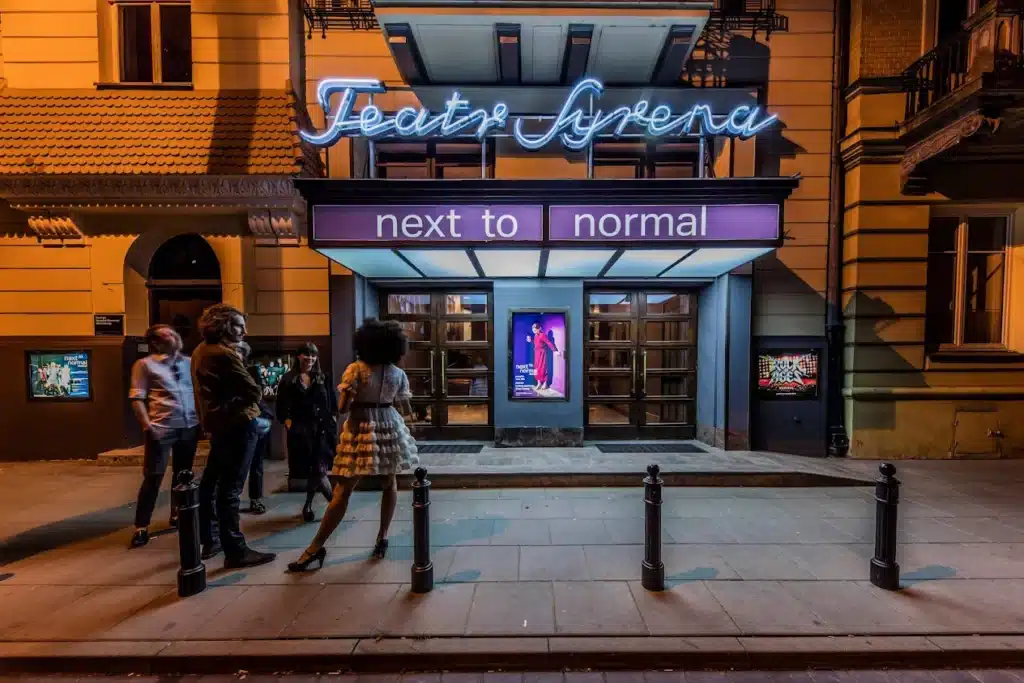 Warszawskie teatry otwierają nowy sezon – jubileusze, premiery i wyjątkowe spektakle