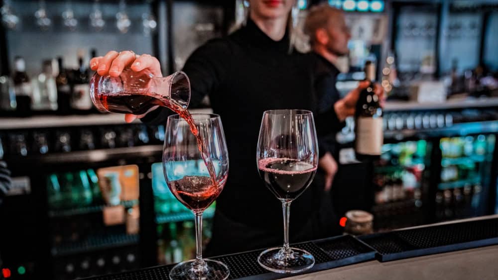 Najlepsze wine bary na Woli, Warszawa