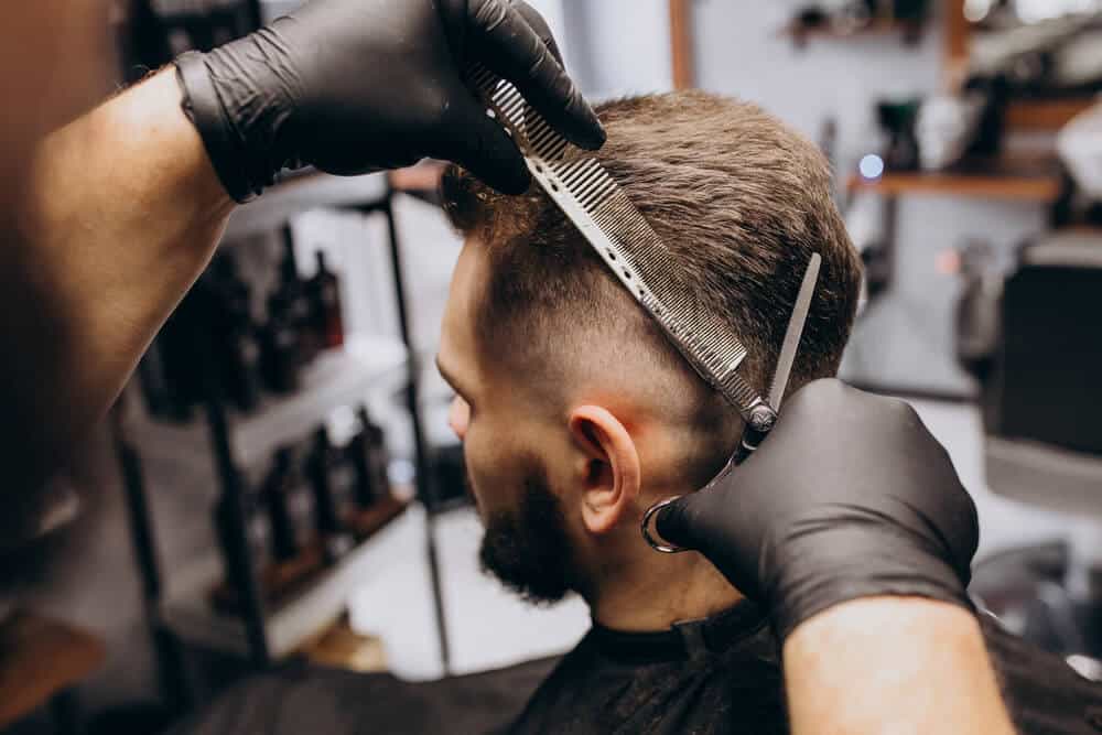Najlepszy barbershop w Warszawie – TOP lista barberów i przewodnik