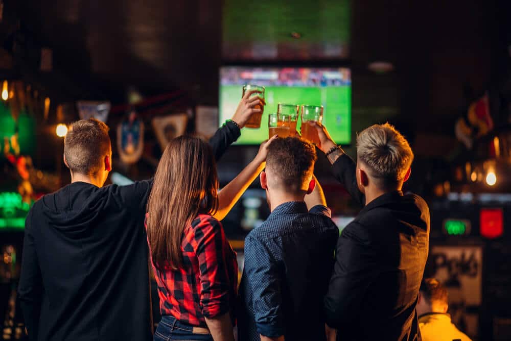 Puby w Warszawie – TOP miejsca na piwo, multitapy i pub crawl