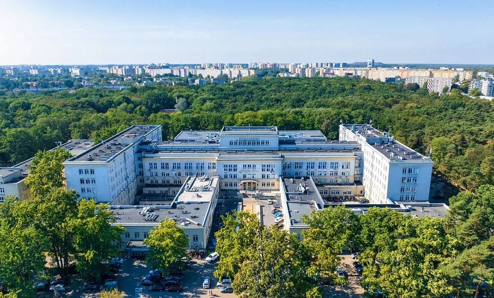 Warszawa zwiększa wydatki na ochronę zdrowia Szpital Bielanski fot. mst. Warszawa