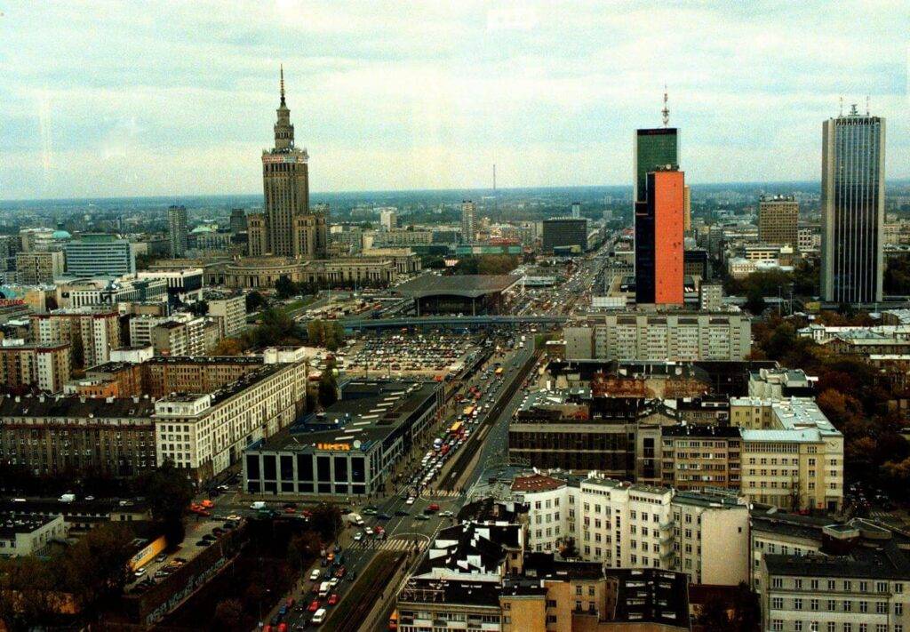 Warszawa filmowa – gdzie kręcono znane filmy i seriale