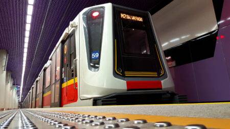 Metro M2 w Warszawie w majówkę 2026. Zmiany i autobusy ZM2 Metro Warszawa - wiadomości Warszawa z ostatniej chwili