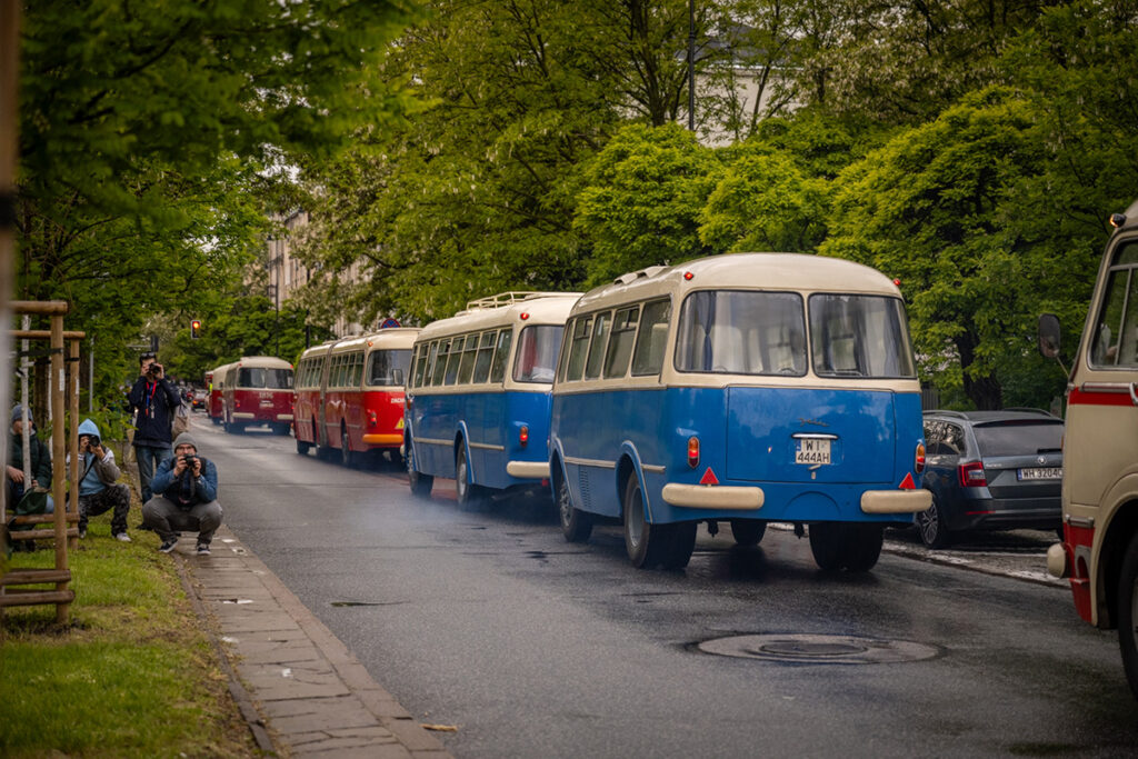 Noc Muzeów w Warszawie 2026 – specjalne linie, zabytkowe tramwaje i autobusy Noc Muzeów – specjalne linie i zabytkowe pojazdy | WTP