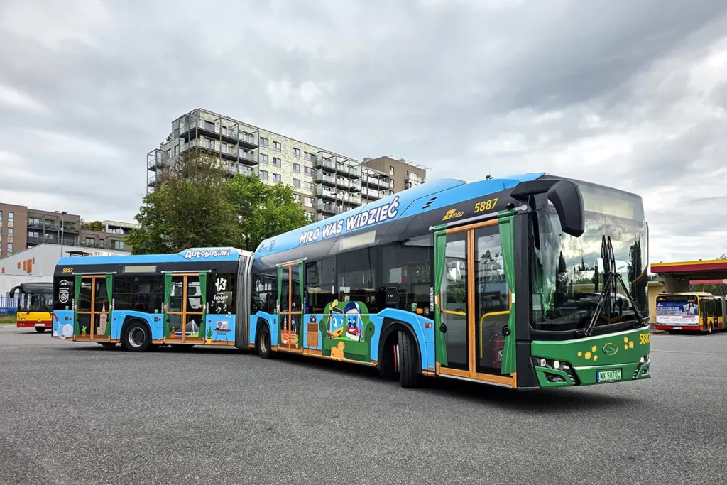 Wakacyjny autobus WTP | Autor: ZTM Warszawa